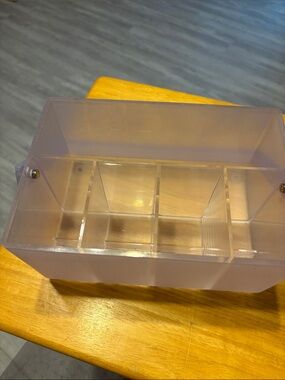 Clear Acrylic 4-Compartment Storage Organizer and light lavender
